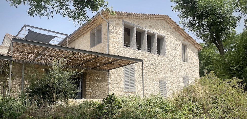 christophe-benichou-architectures-mas pic saint loup-vue sud est vignette