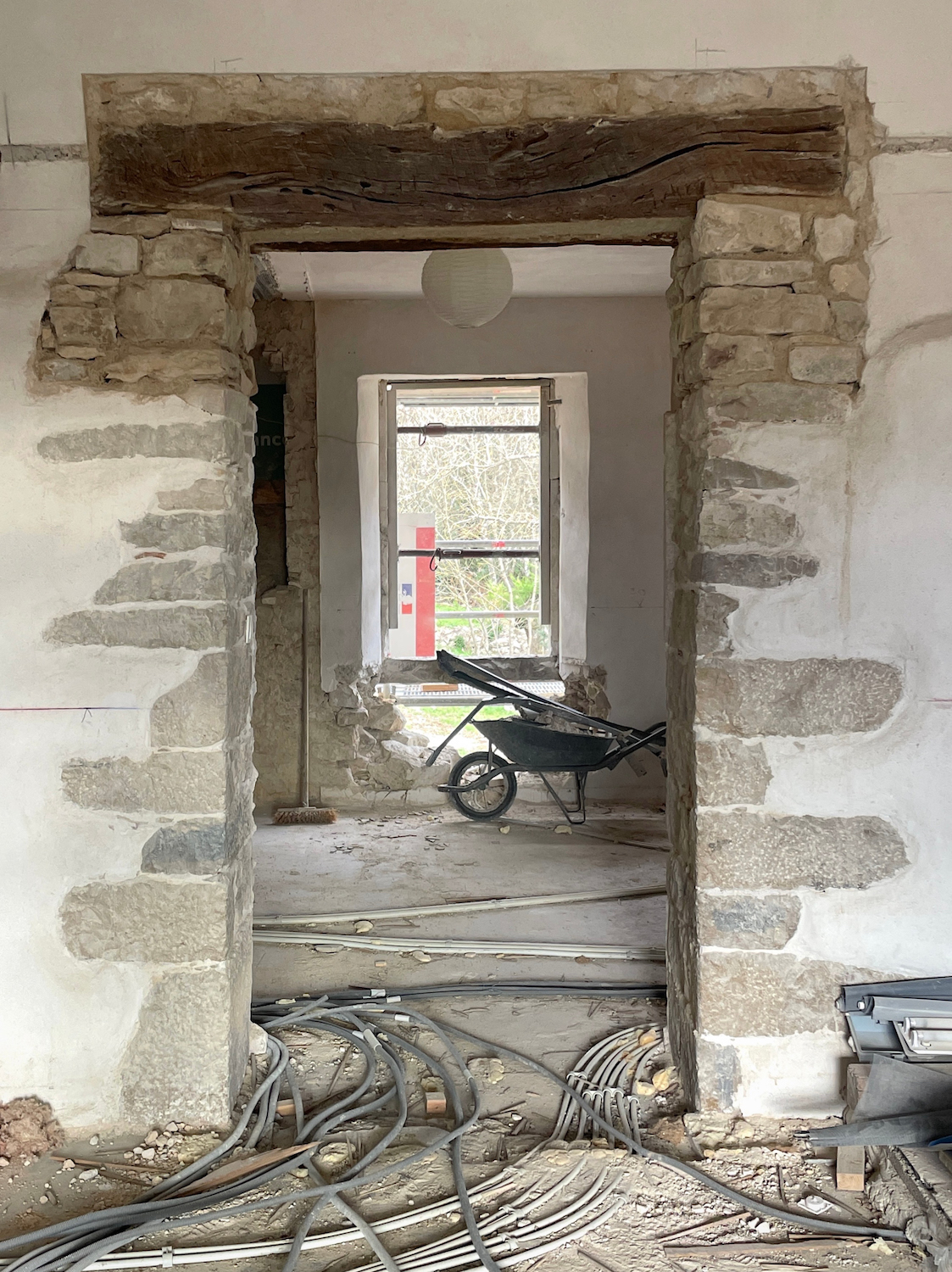christophe-benichou-julien-cavaillon-rénovation-mas pic saint loup-ouvertures-3